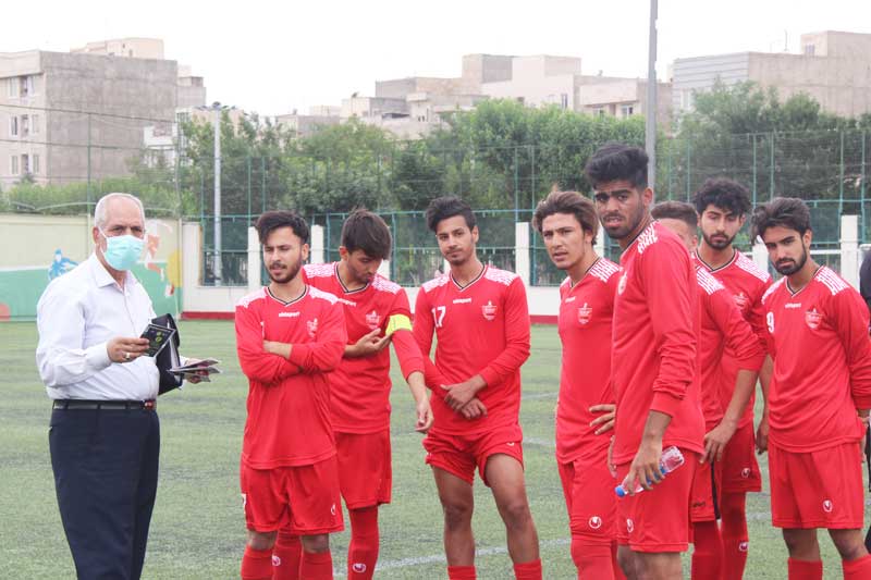 گزارش تصویری دیدار جوانان پرسپولیس - جوانان کیاپارس  2 خرداد 1400